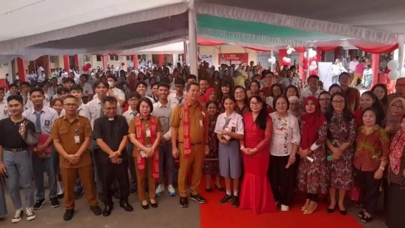 Dies Natalis SMK Negeri 3 Manado bersama Wakil Gubernur Sulut
